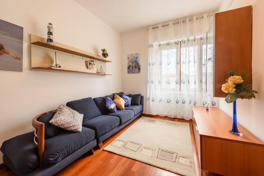 Parking & Wifi City Walls Apartment بستويا المظهر الخارجي الصورة