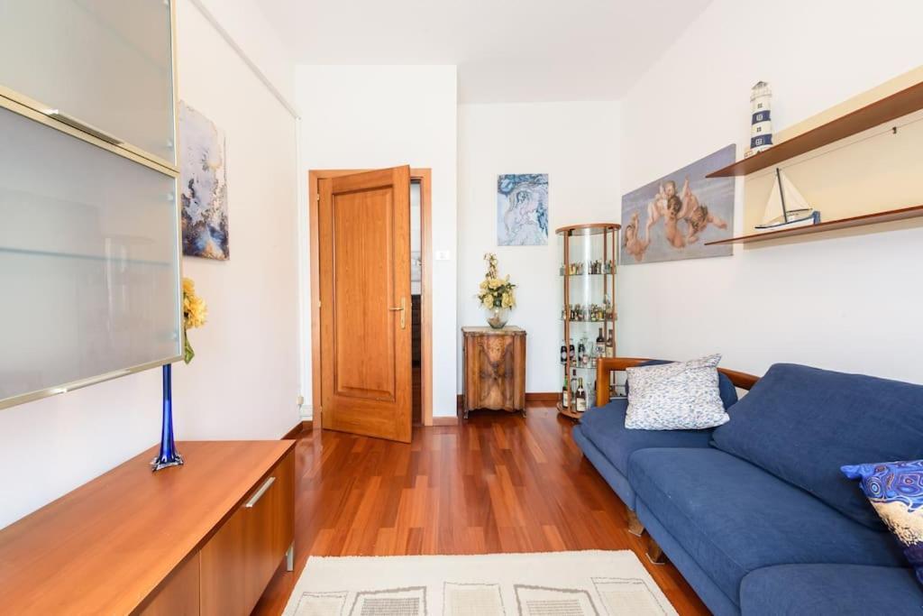 Parking & Wifi City Walls Apartment بستويا المظهر الخارجي الصورة